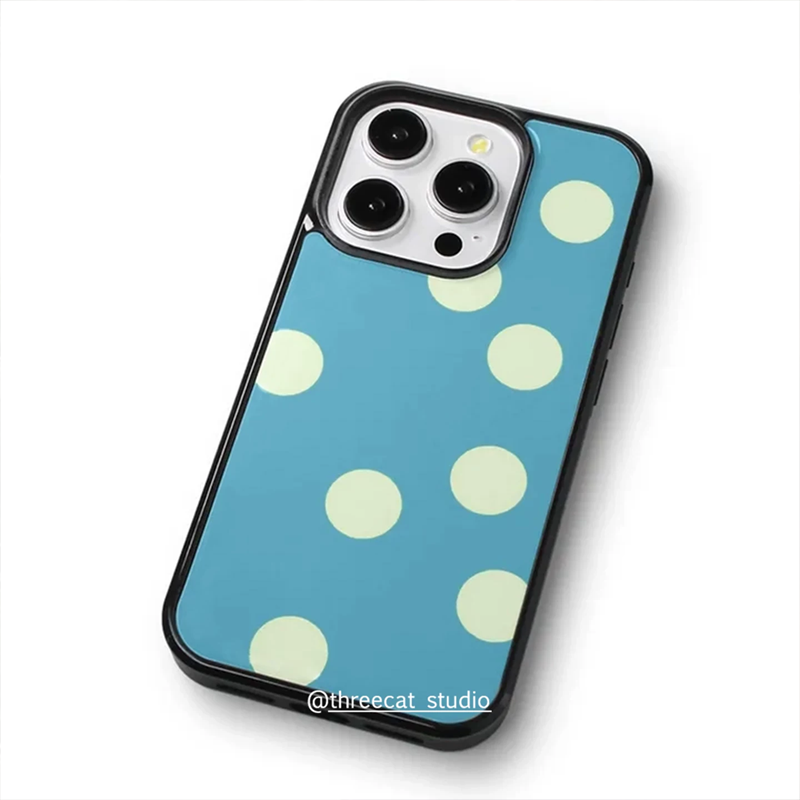 Gentle Girl Lake Bblue Mmilk Y - огляд і ціна Phone Cases Yellow
